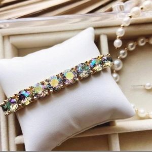 NWT *retired* Park Lane “paradise” impression bracelet